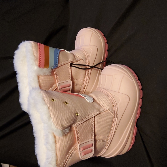 Toddler Frankie Winter Boots - Cat & Jack - Picture 3 of 5